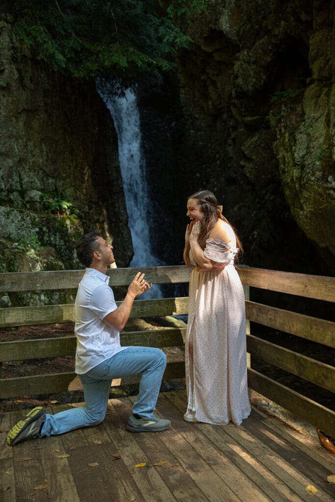 Proposal at Castle in The Clouds in front of Bridal Veil Falls